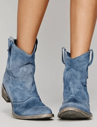 Charlotte comfortable suede ankle boots in blue, rounded toe and low heel