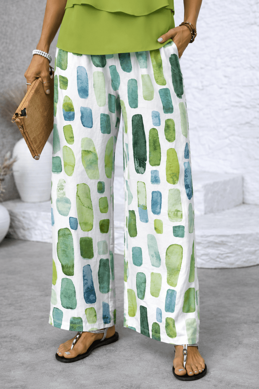 Ottilie wide-leg printed pants detail