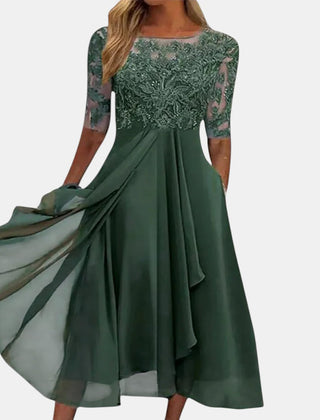 Women's green elegant lace dress with a layered skirt