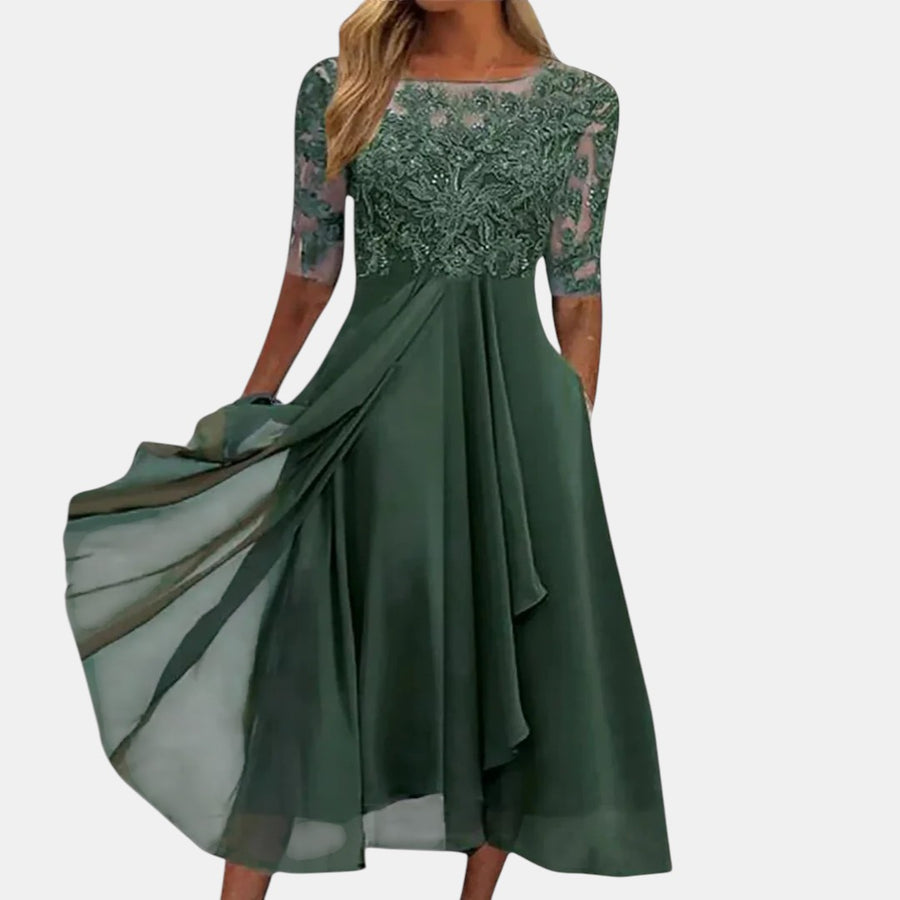 Women's green elegant lace dress with a layered skirt