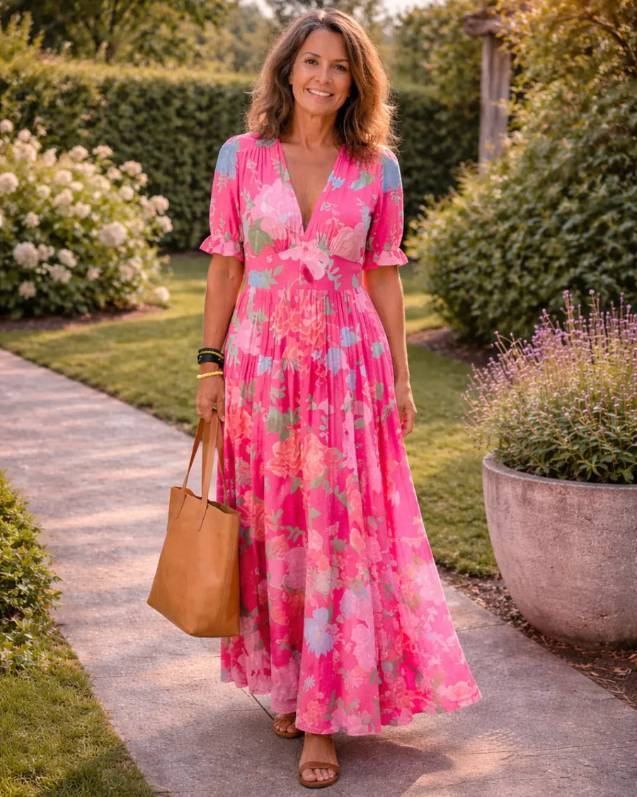 Fiona | Sleeveless midi dress with floral print and V-neck