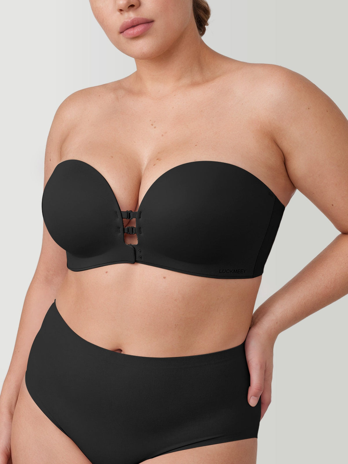 Vera Strapless Front-Closure Bra lifestyle