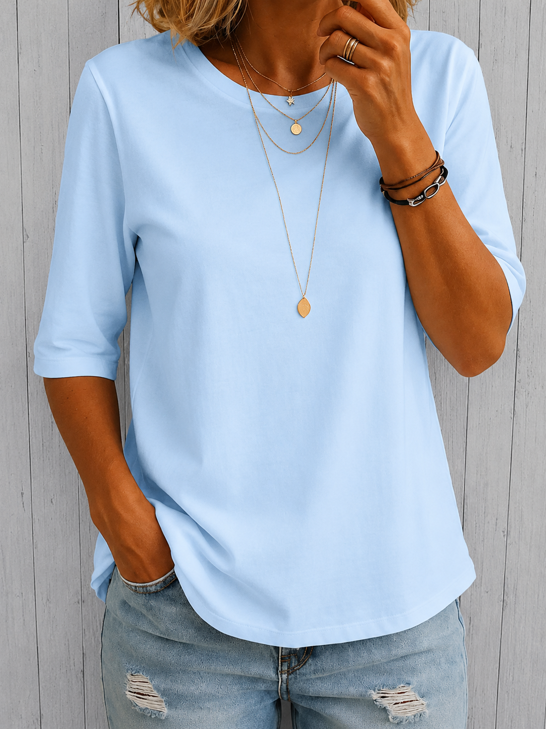 Sarah | Comfort Coverage Tee