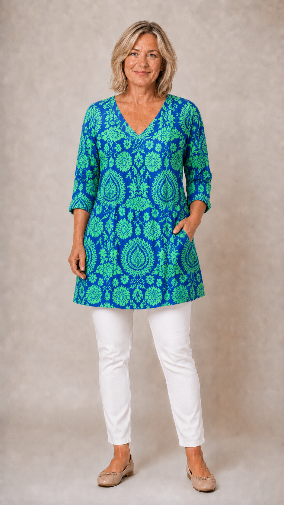 Marlee | Long Blouse with V-Neck