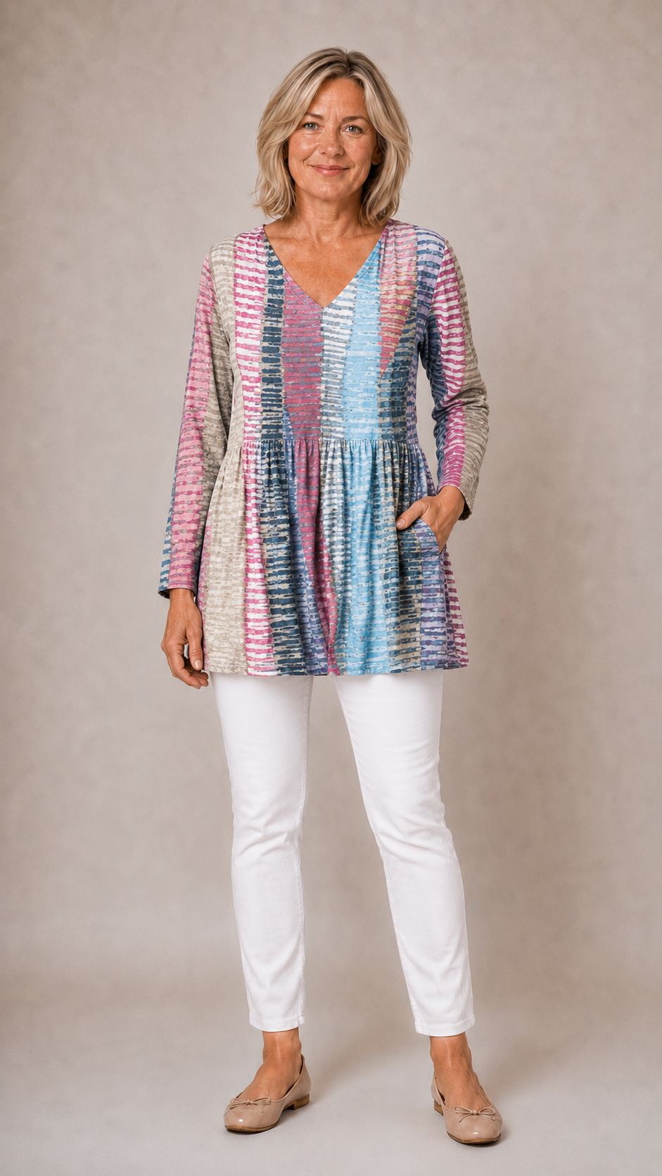 Margo | Long Blouse with V-Neck