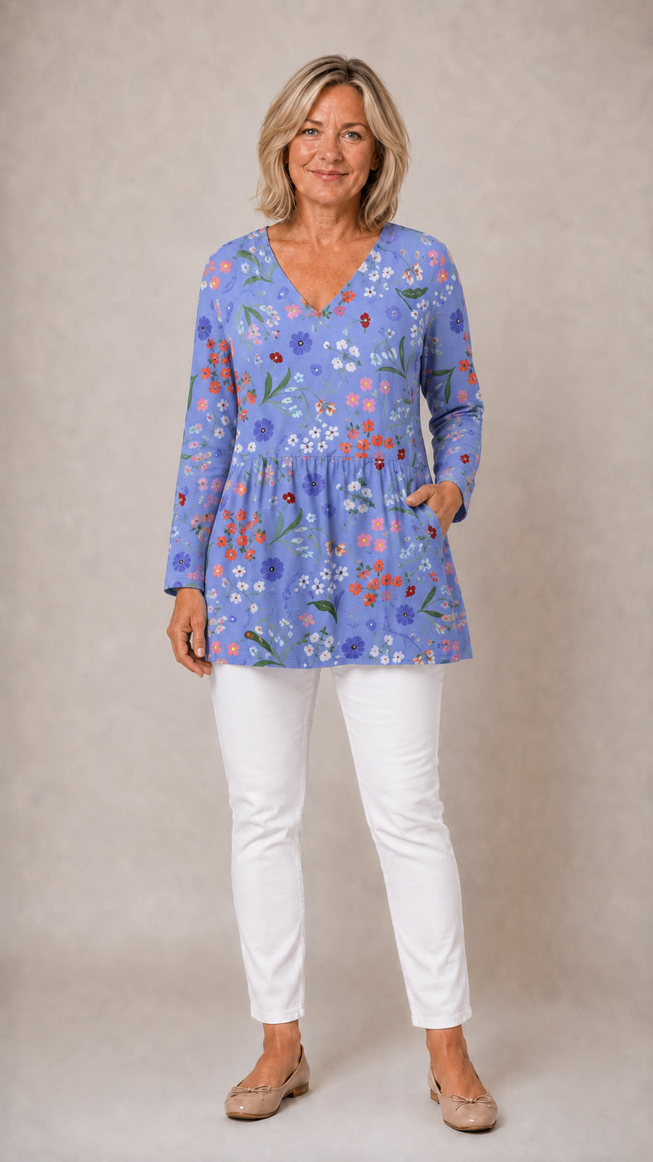 Josie | Long Blouse with V-Neck