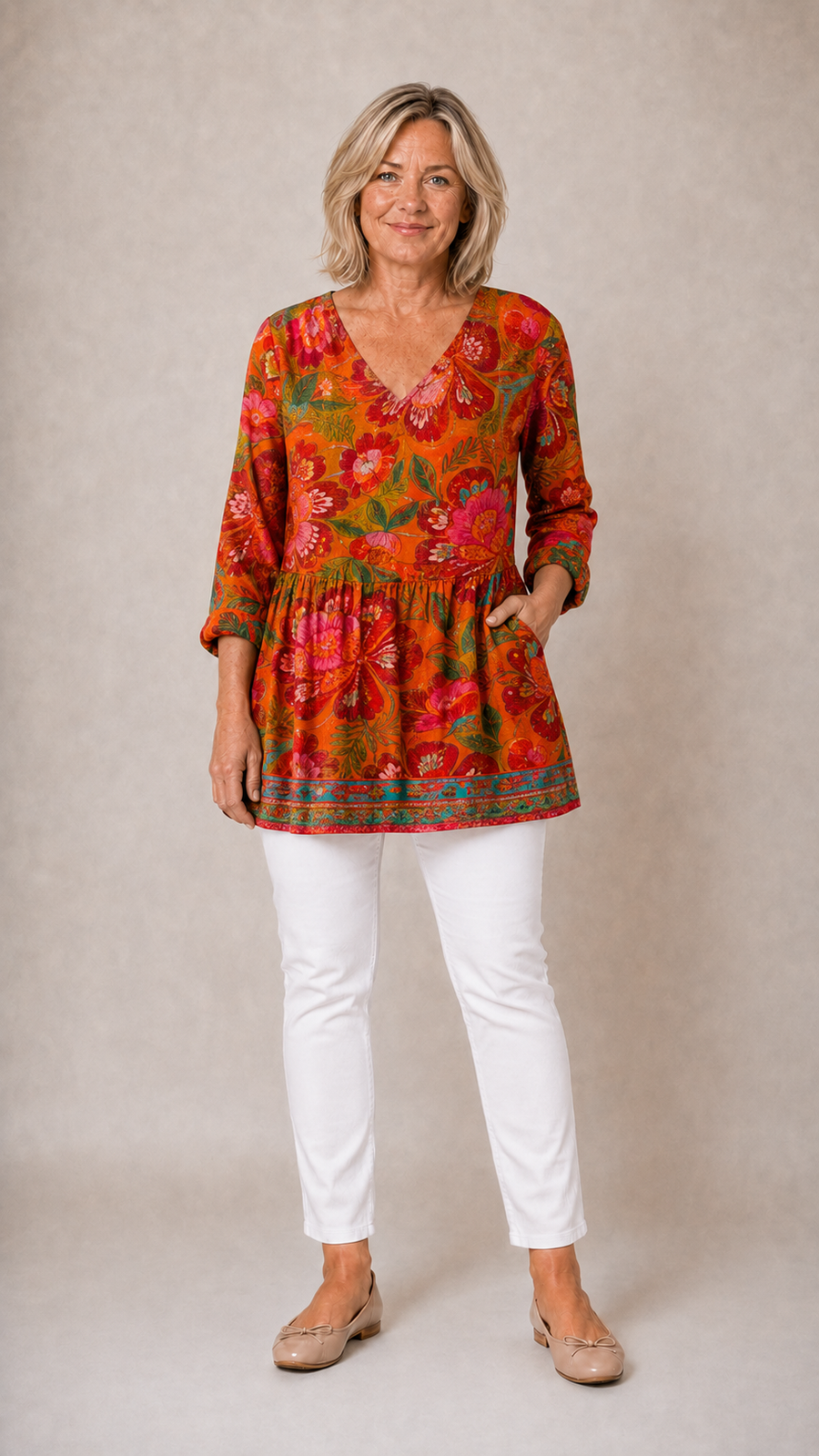 Priscilla | Long Blouse with V-Neck